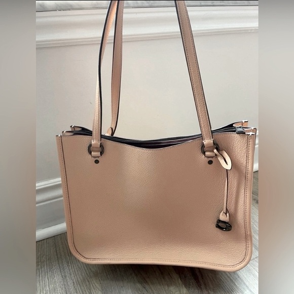 Coach Tyler Carryall Pink/Peach Pebbled Leather Tote Bag *Minor Flaws* - Picture 4 of 14